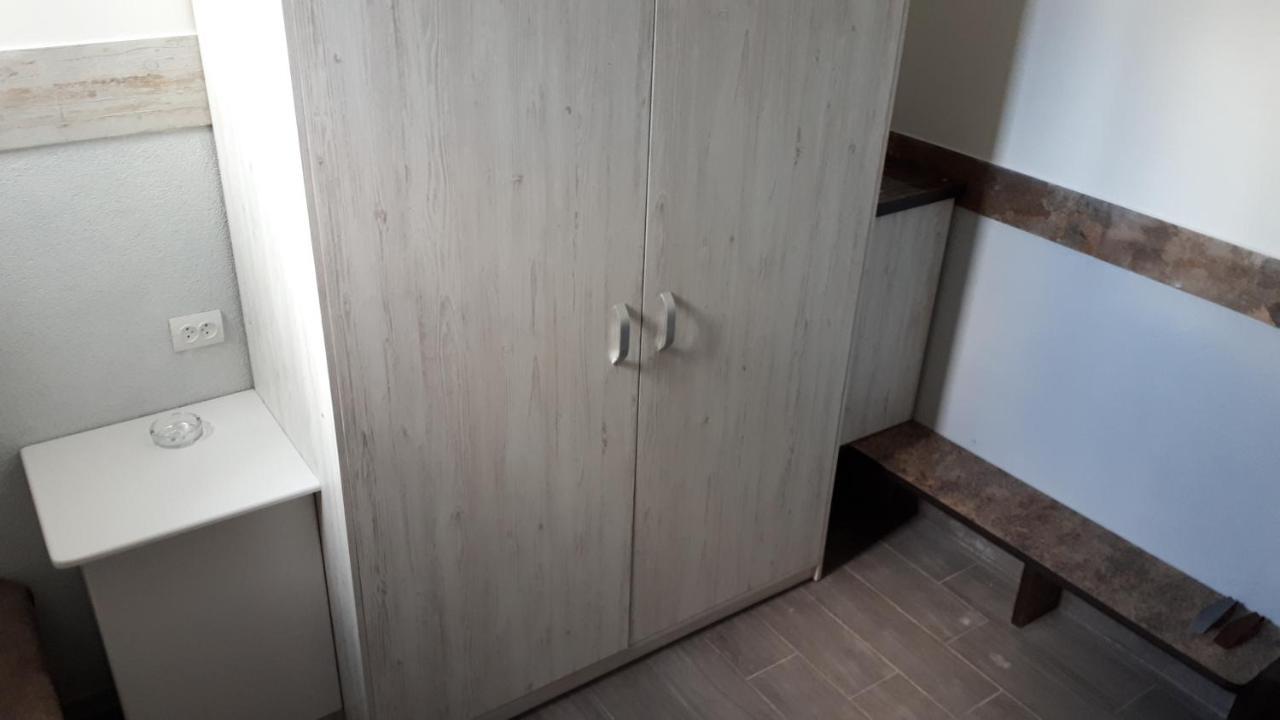 Отдельные номера в гостевом доме guest house Кропивницький Екстер'єр фото